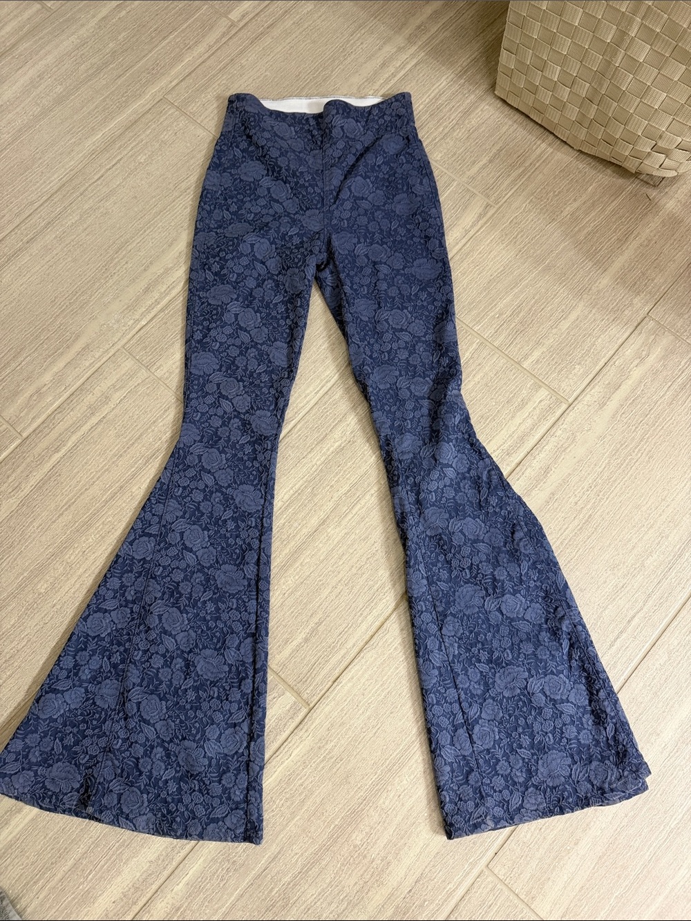 Show me your mumu Navy Floral denim Flared Pants